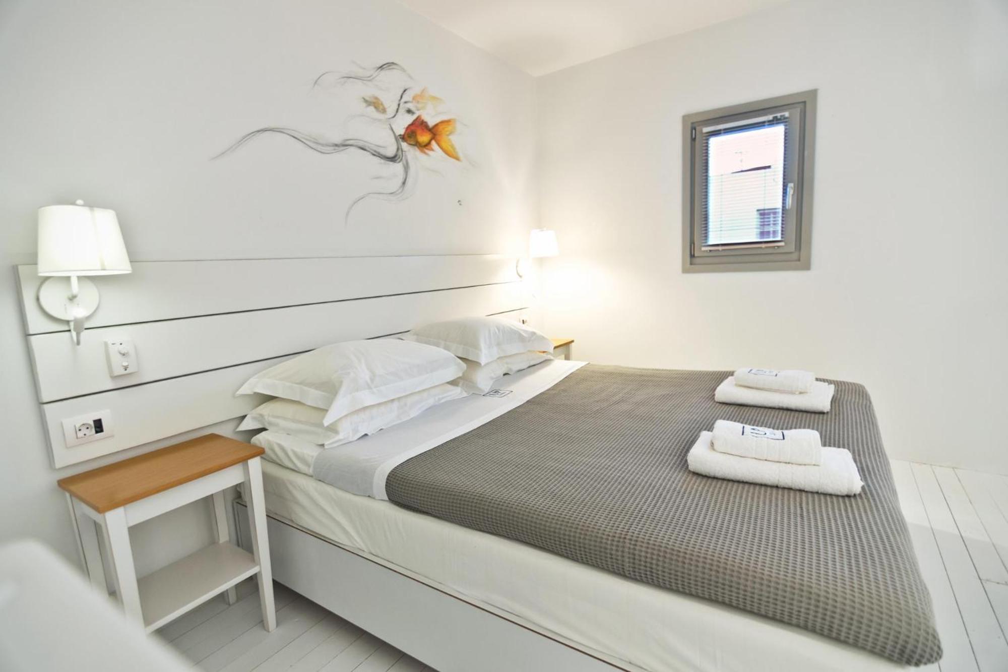 Lindos Comfy Suites Exterior photo