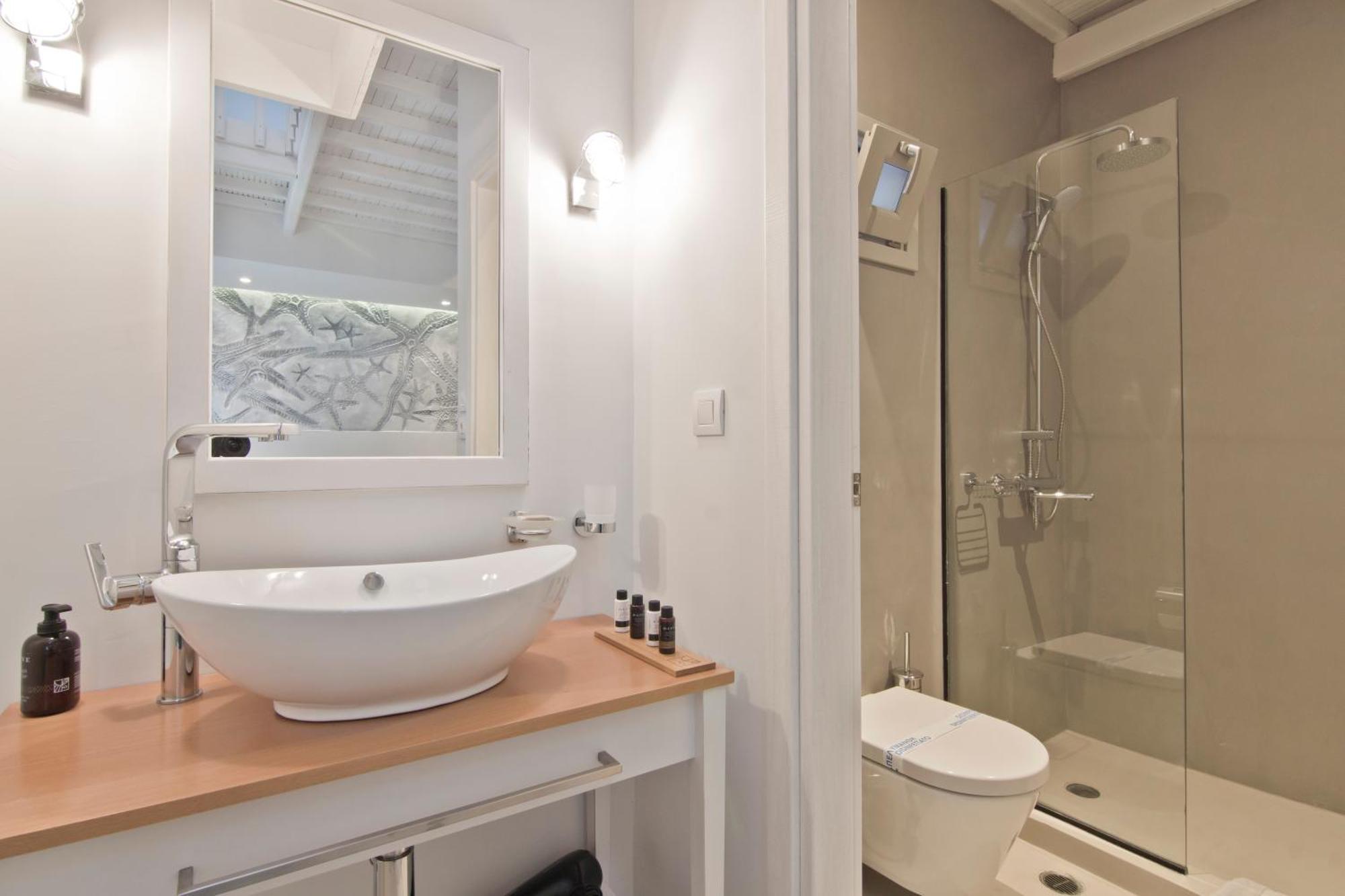 Lindos Comfy Suites Exterior photo